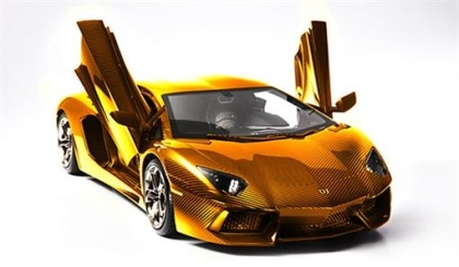 В Арабських Еміратах продають найдорожчий у світі автомобіль, зроблений із золота і діамантів